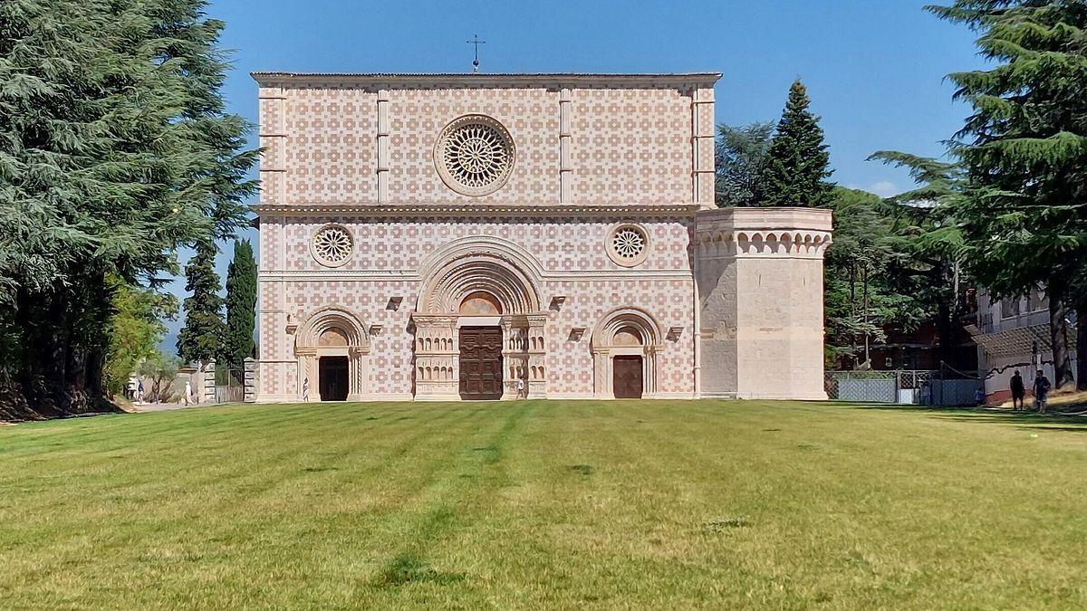 La Basilica di Collemaggio, sede della Perdonanza Celestiniana