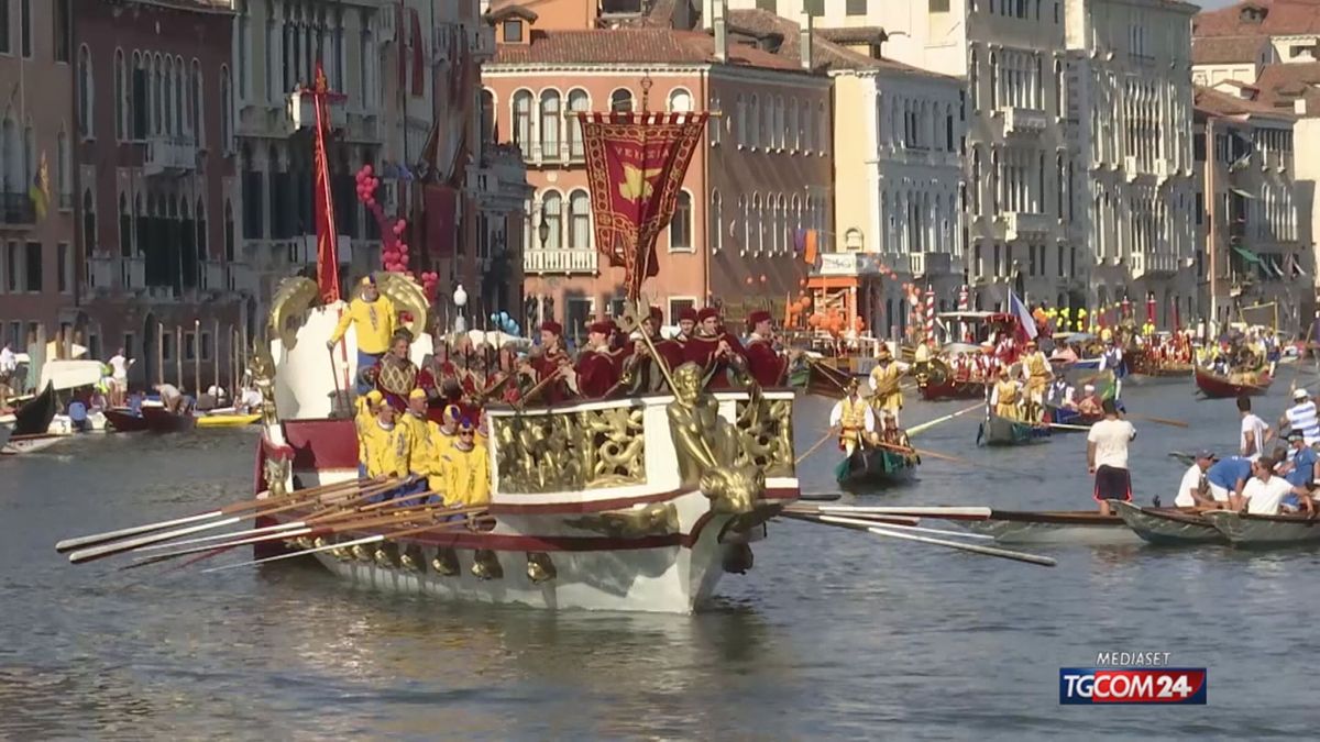 18.00 VENEZIA REGATA STORICA SRV