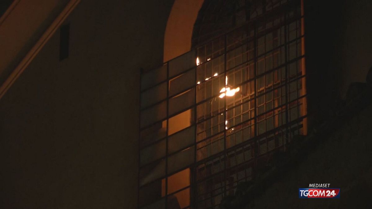 12.00 RIVOLTA REGINA COELI E CARCERI E CARCERI SRV