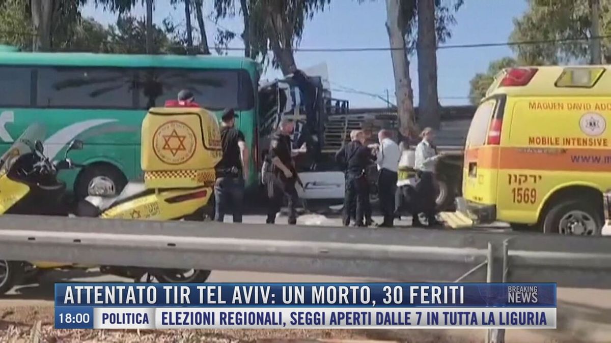 Breaking News delle 18.00 | Attentato tir Tel Aviv: un morto, 30 feriti