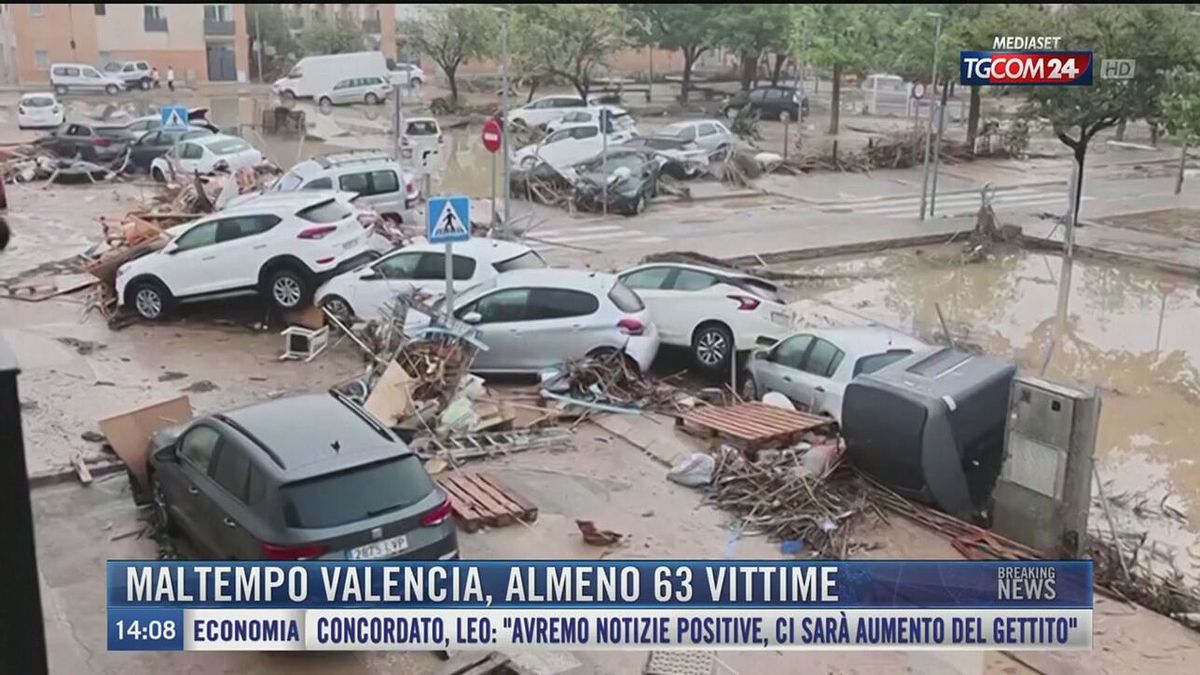 Breaking News delle 14.00 | Maltempo Valencia, almeno 63 vittime