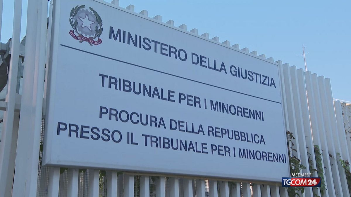 12.00 NAPOLI, CONVALIDA FERMO SRV