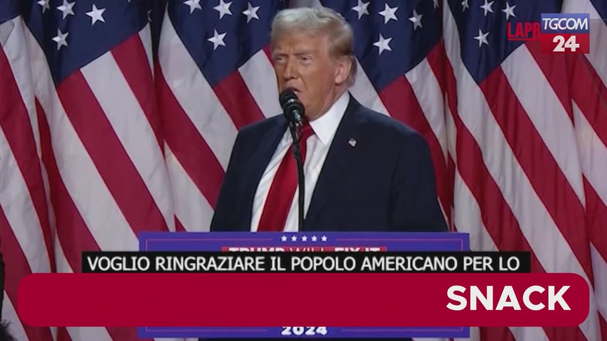 Trump si autoproclama presidente: "Grazie per avermi eletto"