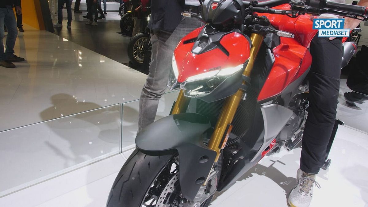 Ducati Streetfighter V2 S