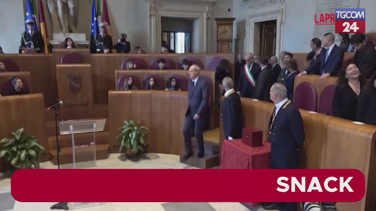 Venditti in Campidoglio cita Trump: "Dobbiamo fare Roma 'Great again'"