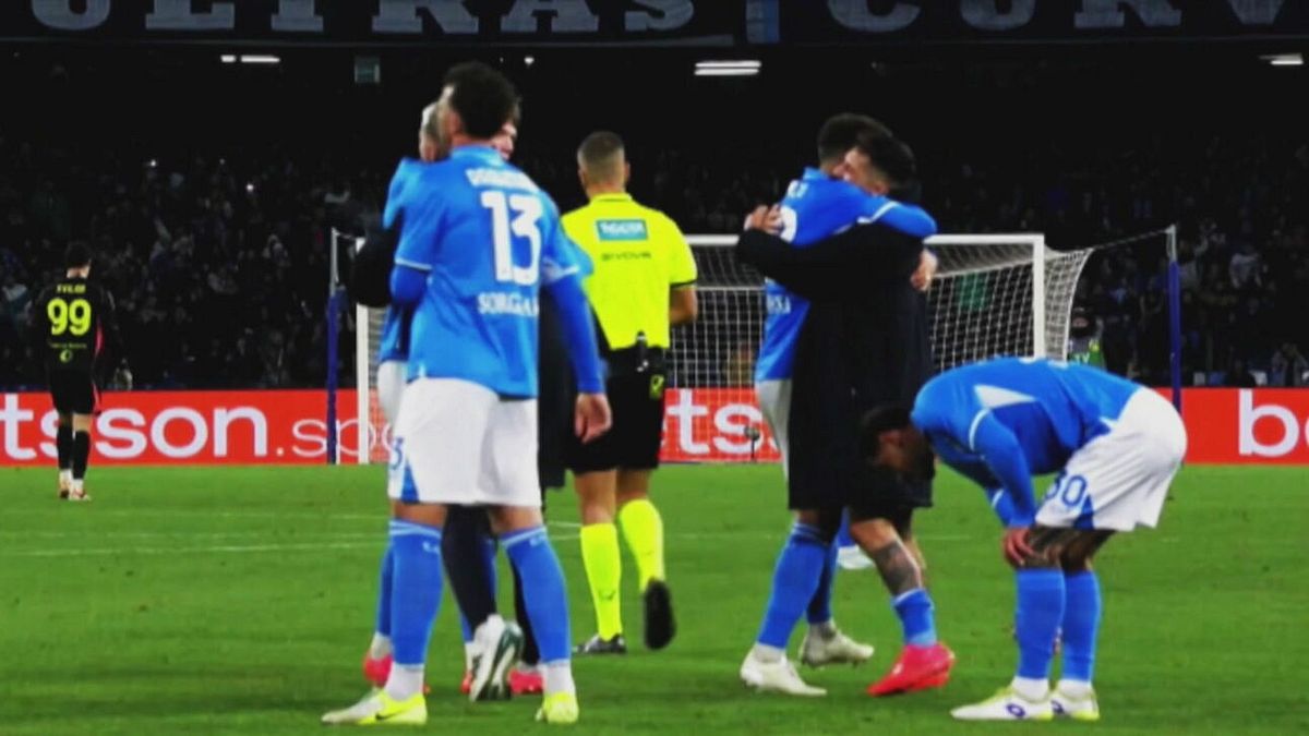 Il Napoli non vuole fermarsi: Conte prosegue la caccia al sogno