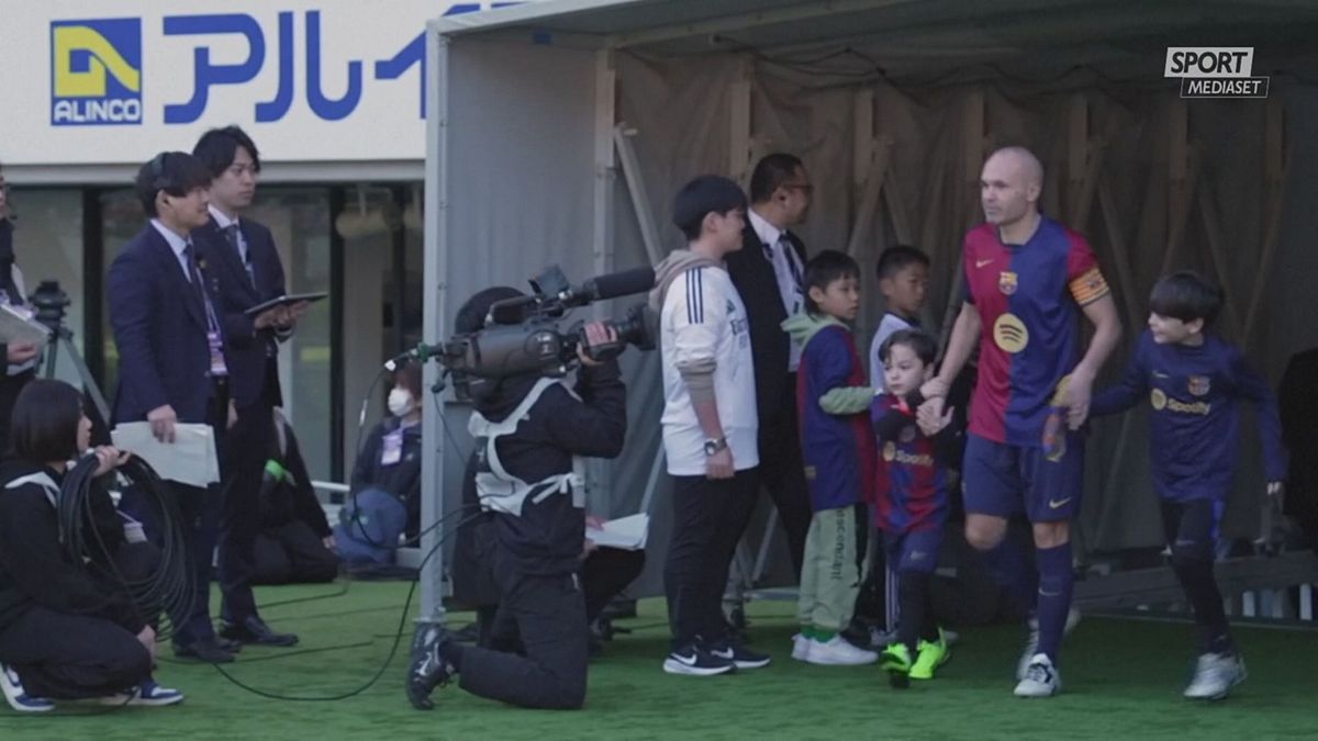 MCH INIESTA A TOKYO 15/12 1