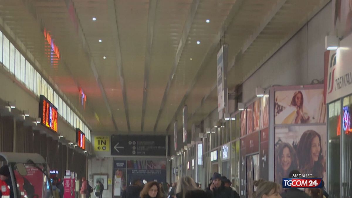 18.00 VENEZIA, IN STAZIONE I VARCHI ANTI BORSEGGIO SRV