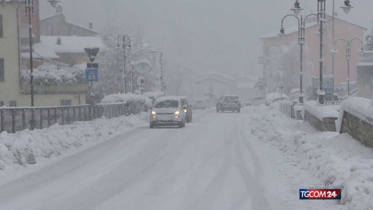 12.00 IL MALTEMPO MINACCIA LE FESTE SRV