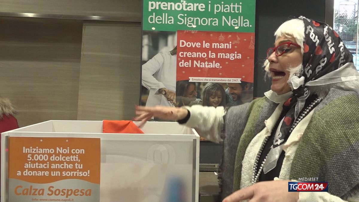 18.00 NAPOLI, LA "CALZA SOSPESA" SRV