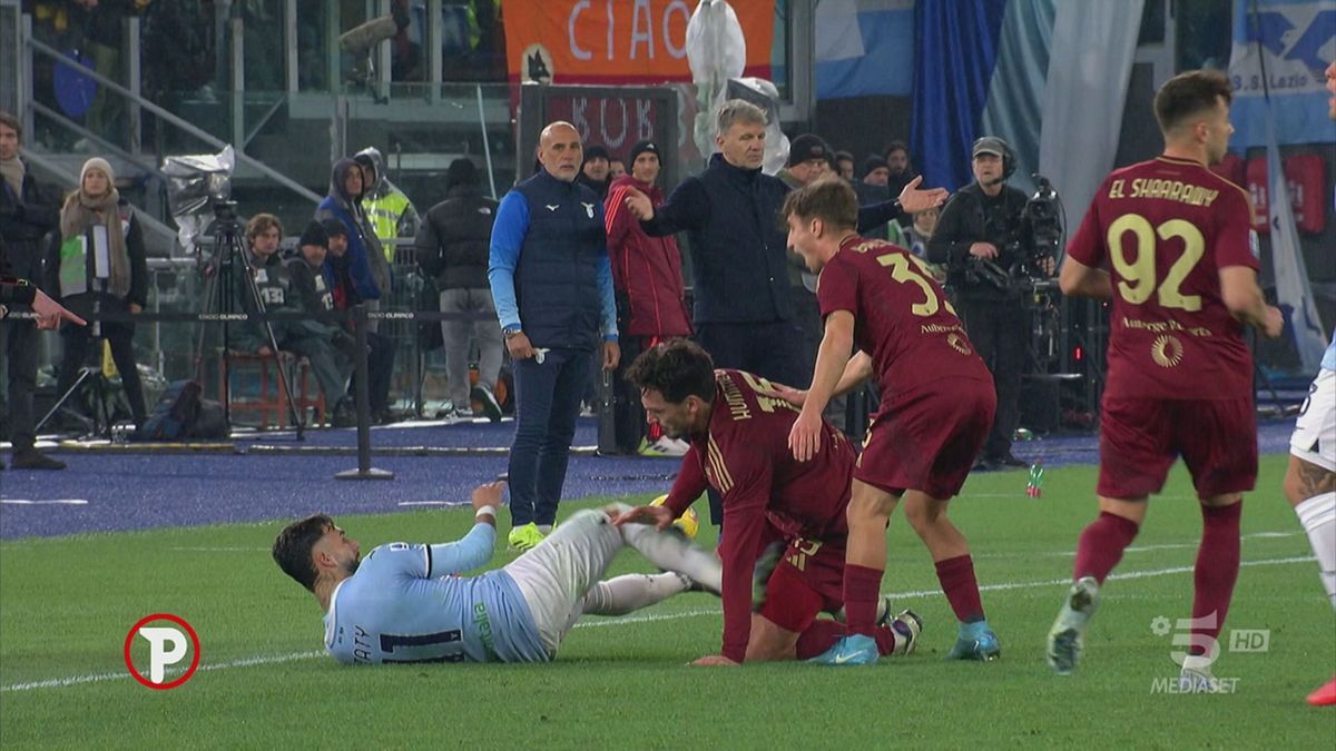 La moviola di Roma-Lazio: caos e rissa finale