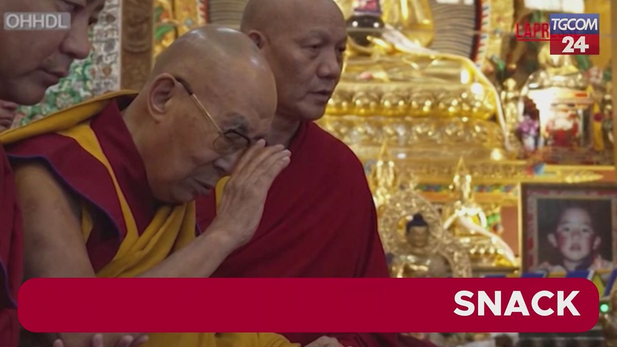 Terremoto in Tibet, cerimonia del Dalai Lama per commemorare le vittime