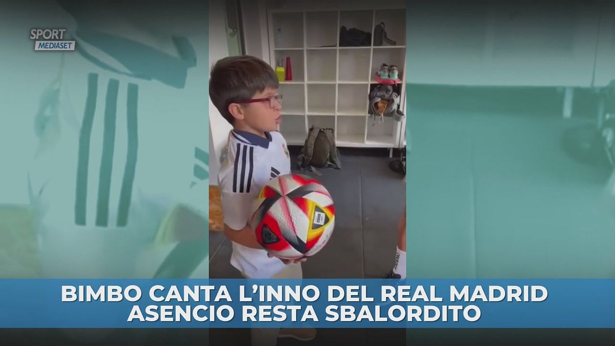 Bimbo canta l'inno del Real e Asencio…