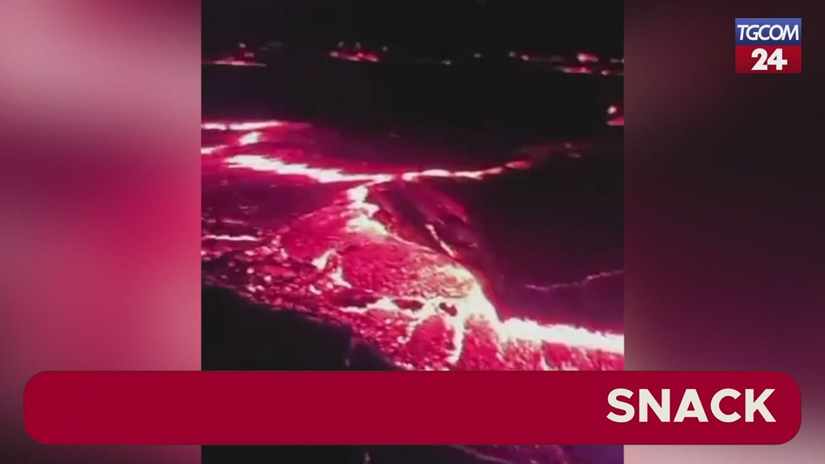 Etiopia, le spettacolari immagini del lago vulcanico dell'Erta Ale