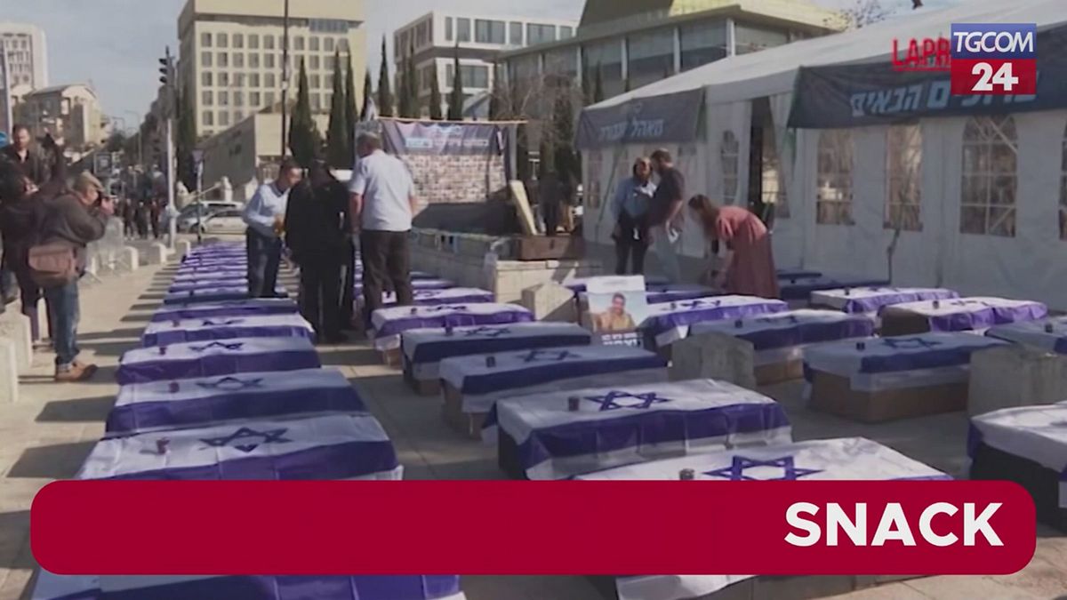 Gerusalemme, parenti di soldati uccisi manifestano contro l'accordo tra Israele e Hamas