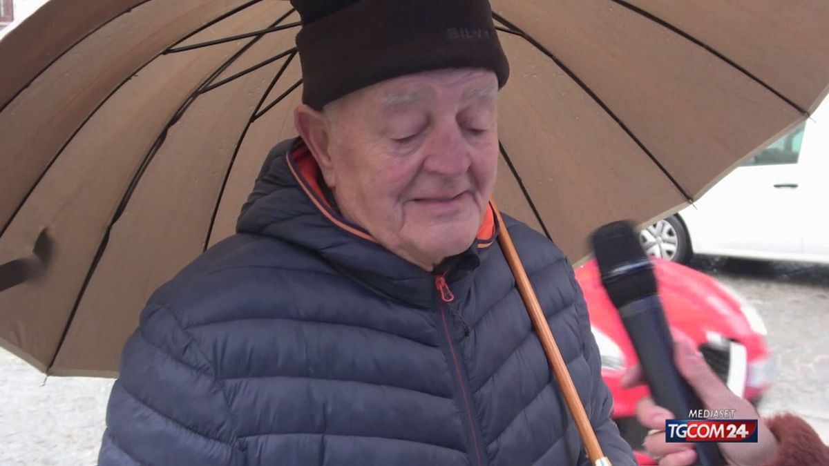 12.05 VERBANIA, UCCIDE IL FIGLIO