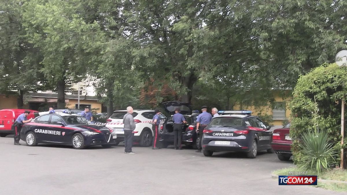 12.00 MODENA CARABINIERI ASSOLTI SRV