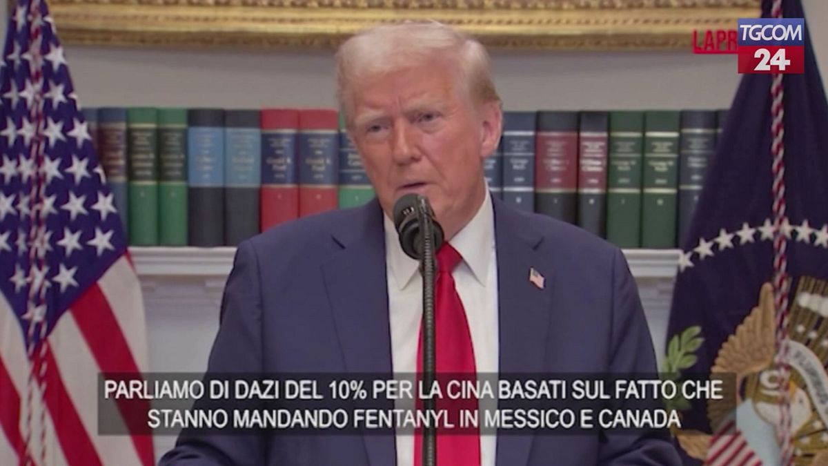 Cina, il neo presidente Trump: "Pensiamo a dazi del 10%"