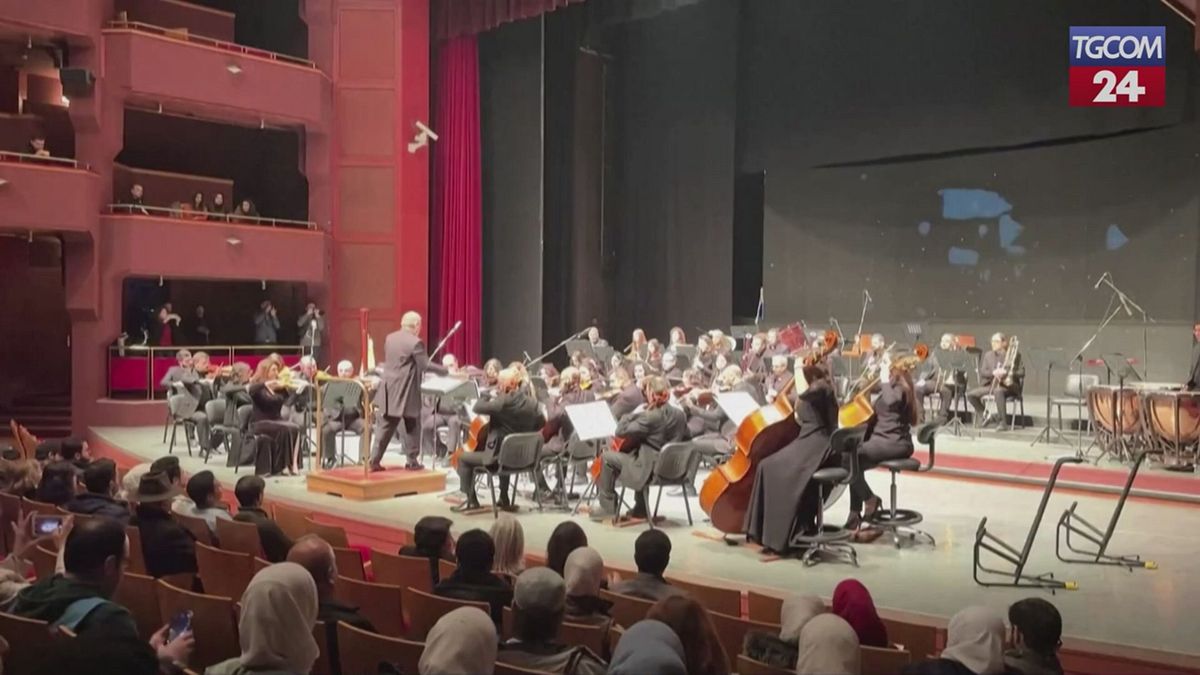 Siria, la musica torna all'Opera di Damasco: primo concerto sinfonico dopo la caduta di Assad