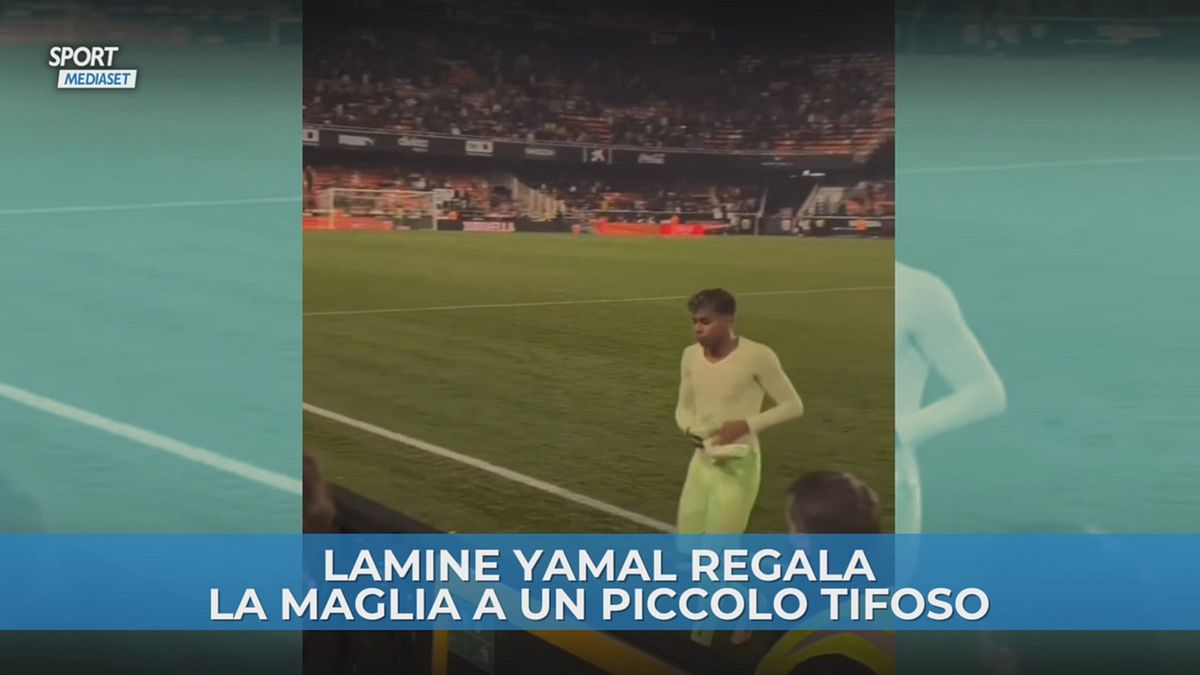 Lamine Yamal fenomeno in campo e fuori: il regalo al piccolo tifoso