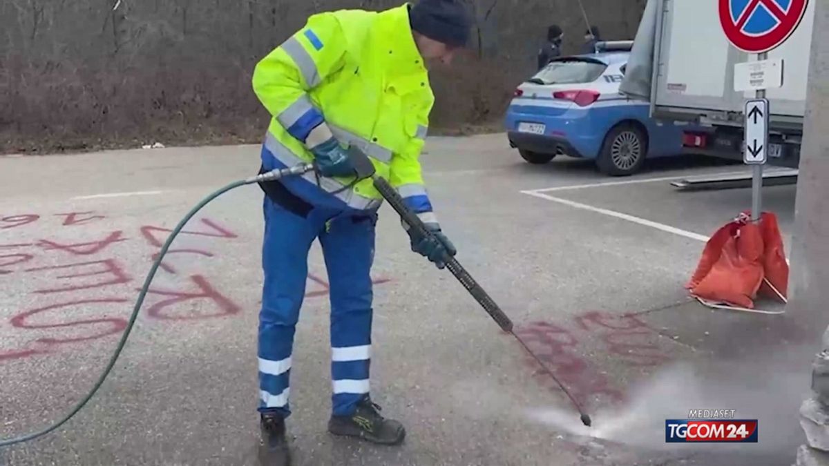 12.00 FOIBE E IL SILENZIO DELLA SINISTRA SRV