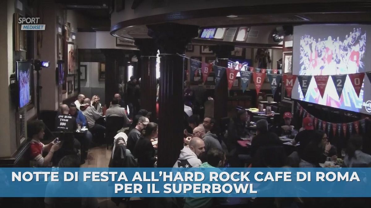 Notte di festa all'Hard Rock Cafe di Roma per il Superbowl