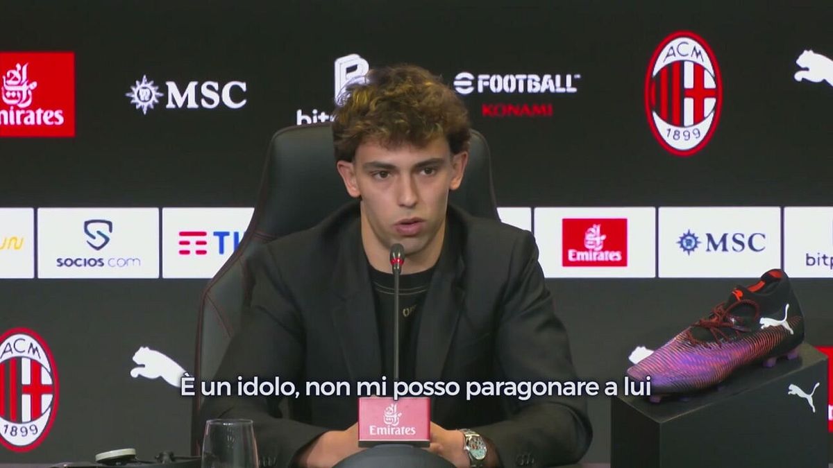 Milan, Ibra presenta Joao Félix