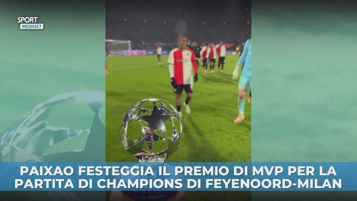 Paixao festeggia il premio MVP di Feyenoord-Milan