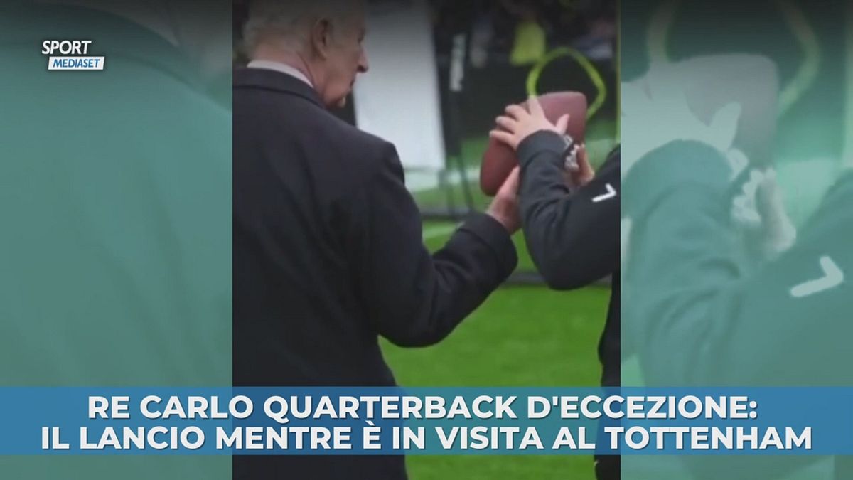 Re Carlo quarterback d'eccezione