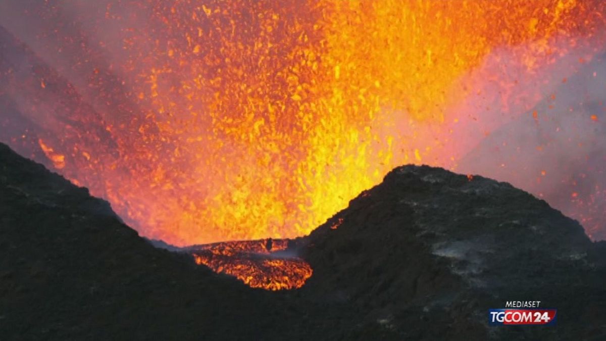 Etna, a Catania tremano le case