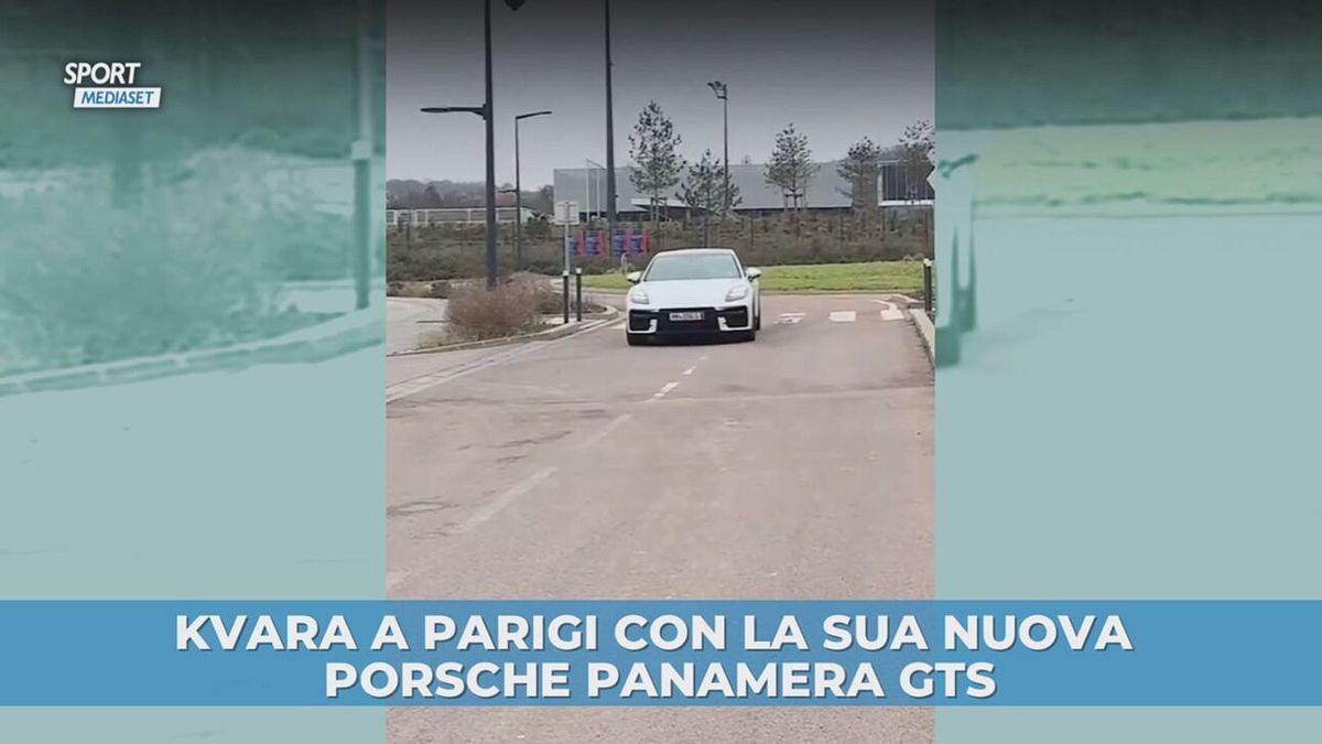 Kvara a Parigi con la sua nuova Porsche Panamera GTS