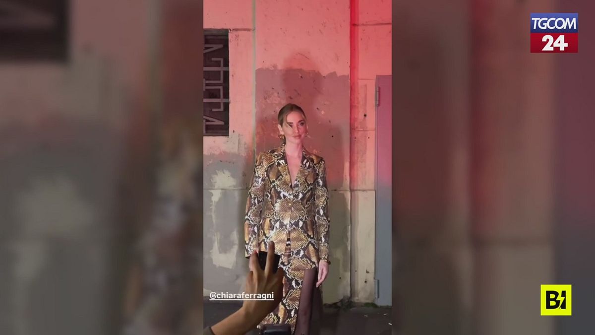 Chiara Ferragni, il ritorno con stile (e con il sorriso) alla Milano Fashion Week