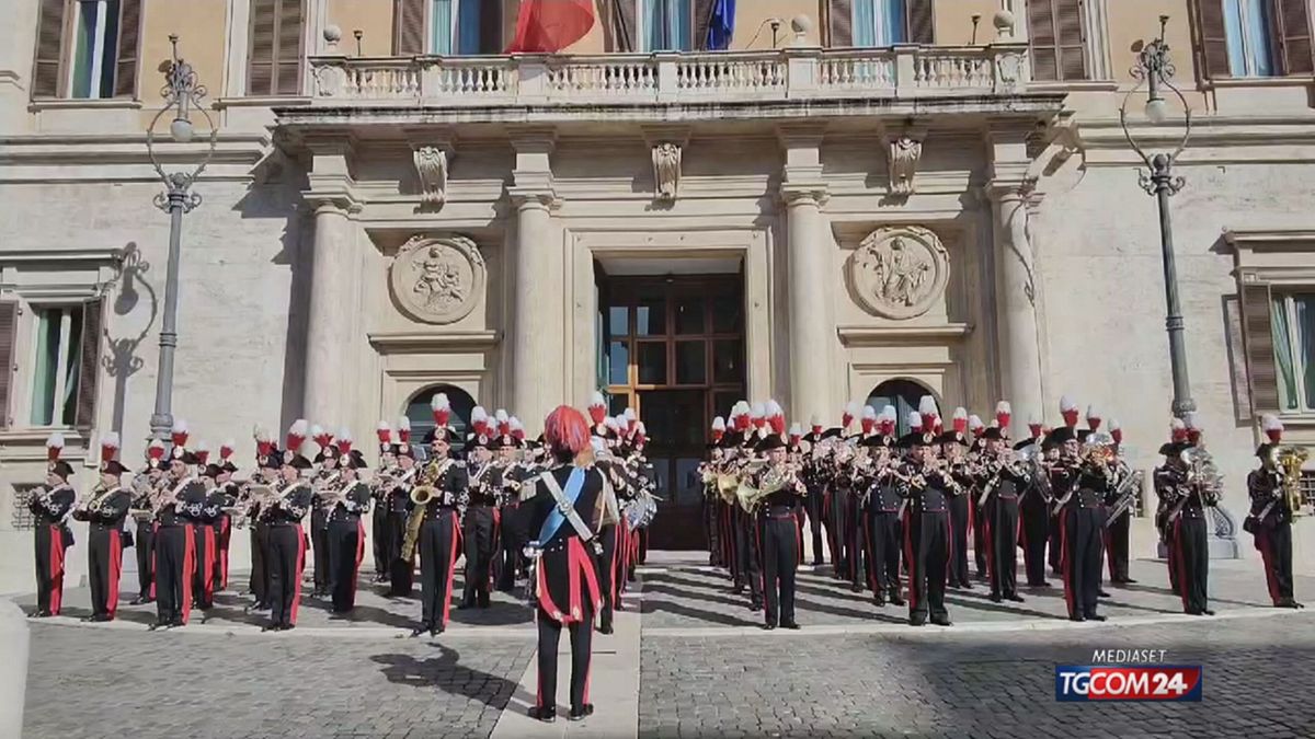 18.00 MONTECITORIO A PORTE APERTE MCH