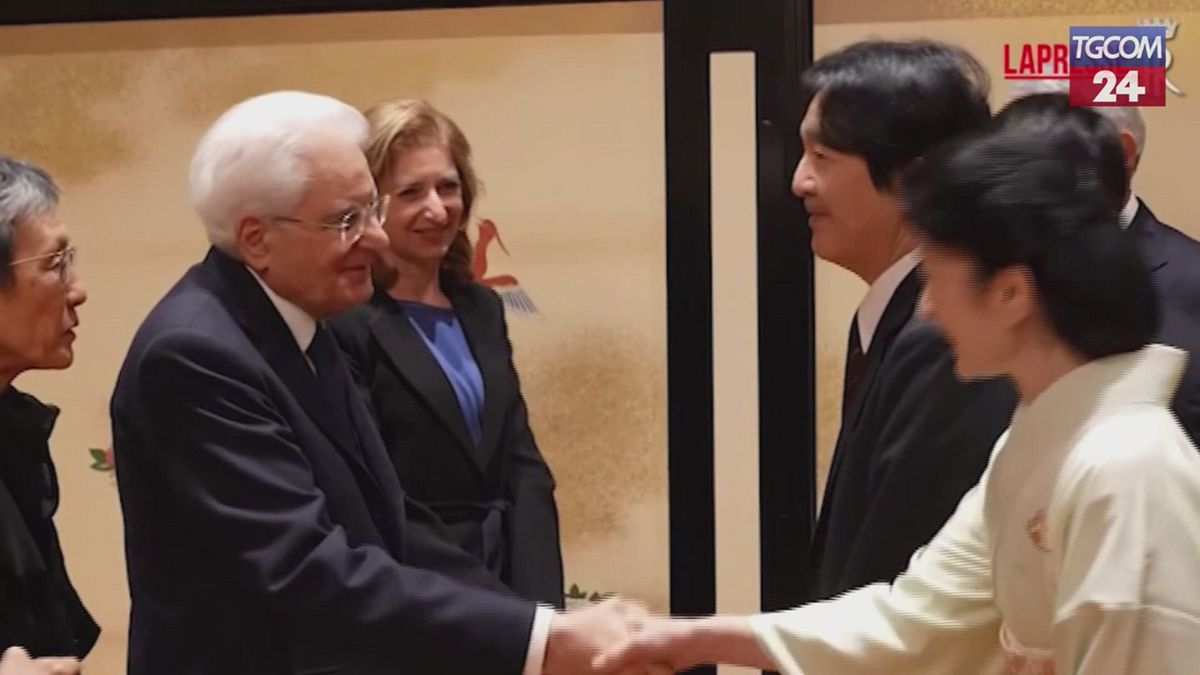 Tokyo, Sergio Mattarella incontra l'imperatore del Giappone Naruhito