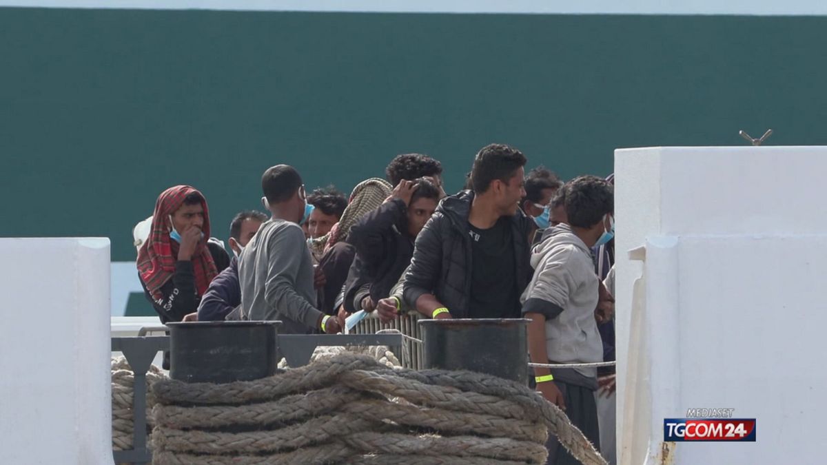 18.00 RISARCIRE I MIGRANTI DELLA DICIOTTI  SRV