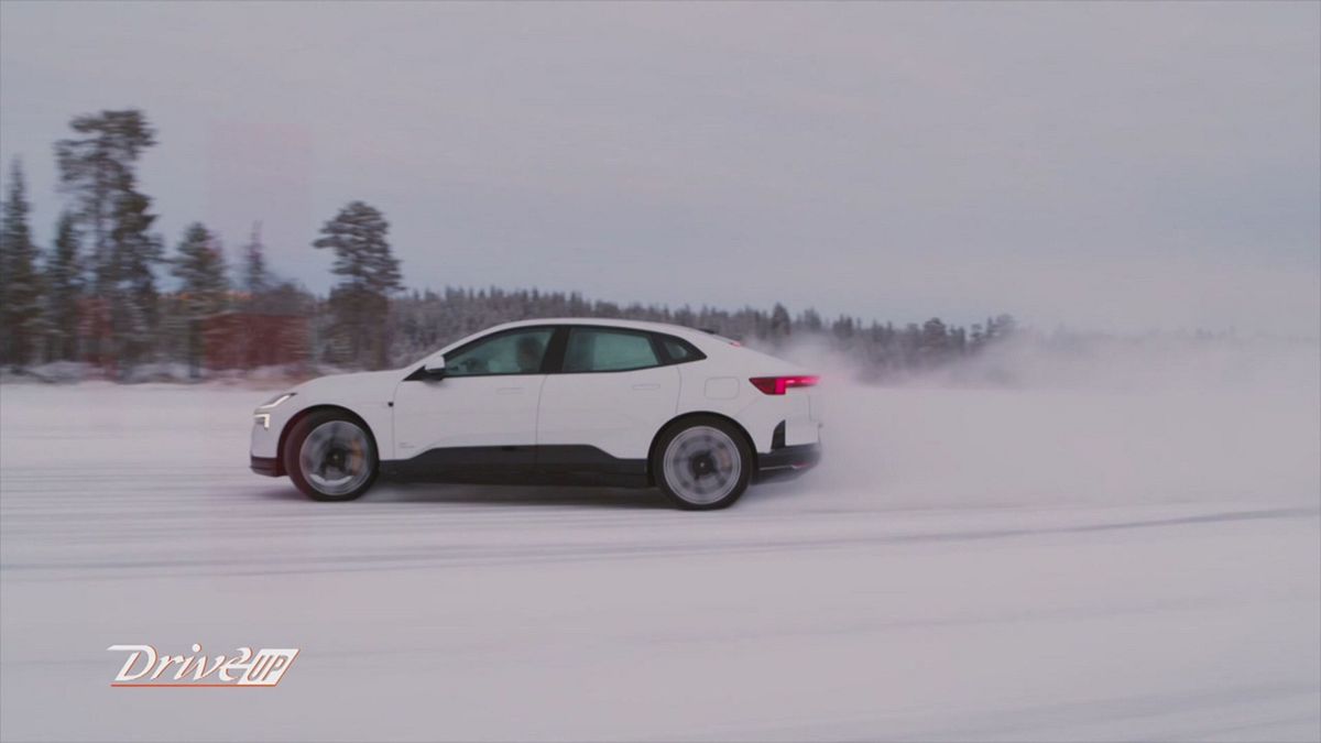 Gamma Polestar, il nostro test sul lago ghiacciato al Polo Nord