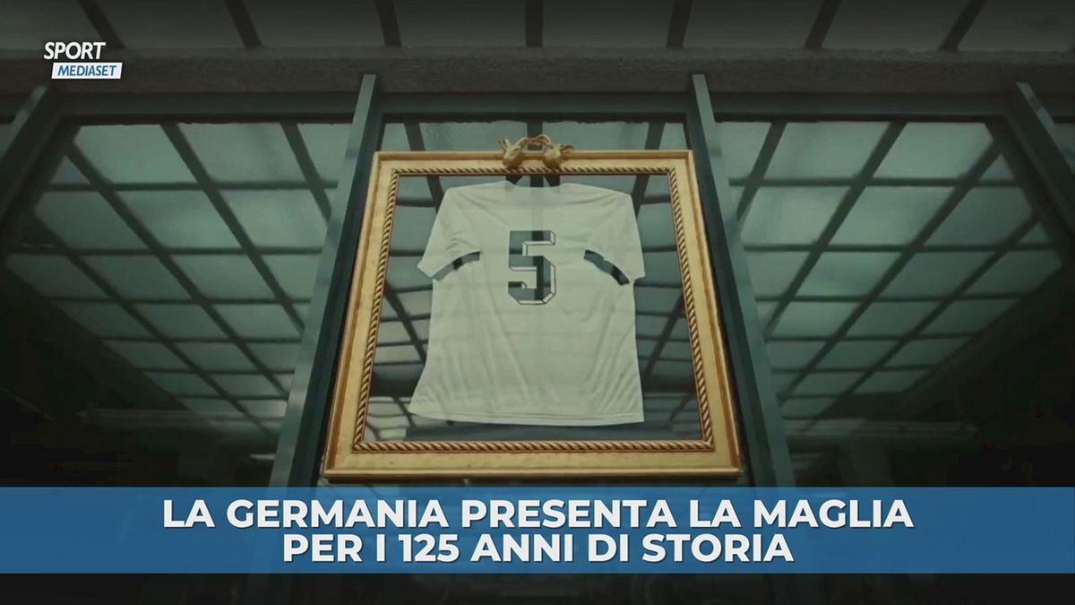 125 anni della Germania, ecco la maglia