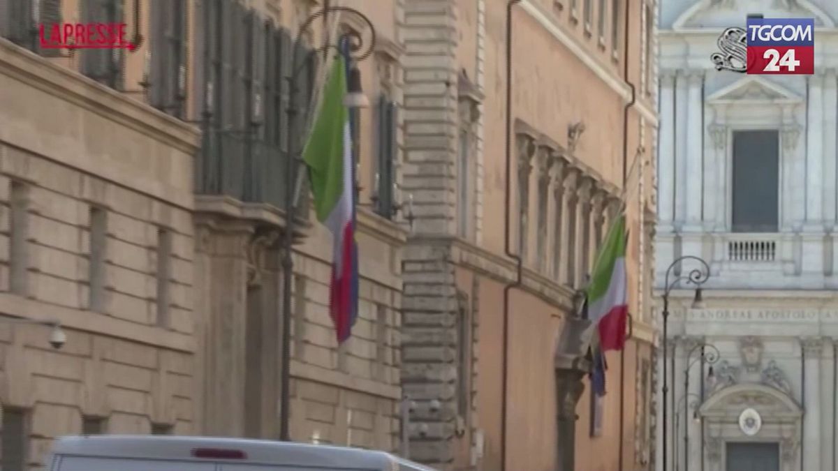 Covid, al Senato bandiere a mezz'asta per la Giornata in memoria delle vittime