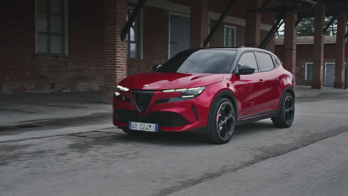 web_18032025_Alfa_Romeo_Junior_Q4