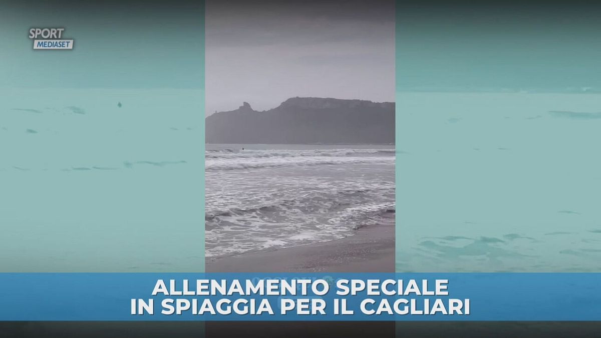 Allenamento speciale in spiaggia per il Cagliari