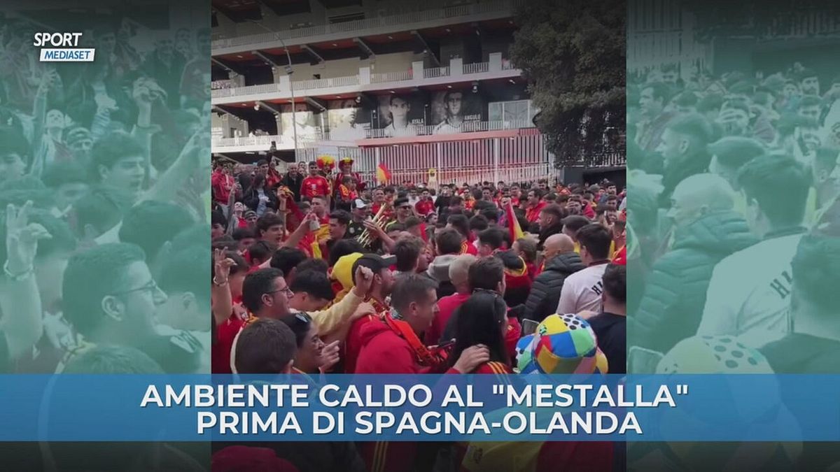 La Spagna torna a giocare a Valencia dopo 6 anni: i tifosi in festa