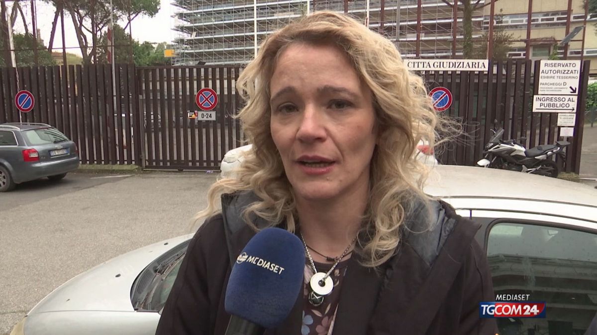 18.00  LAVINIA, L'UDIENZA DECISIVA SRV