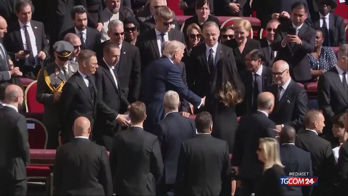 18.00 CAPI DI STATO E SOVRANI SRV