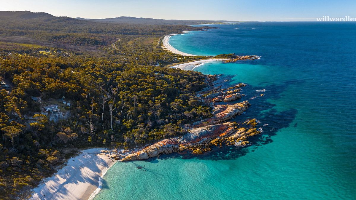 Bay of Fires, Tasmania - ph Will Wardle Media