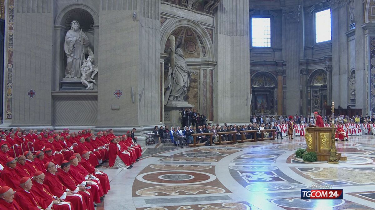 12.00 CONCLAVE, TORNA IL SERENO  SRV