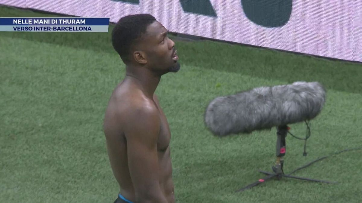 Nelle mani di Thuram