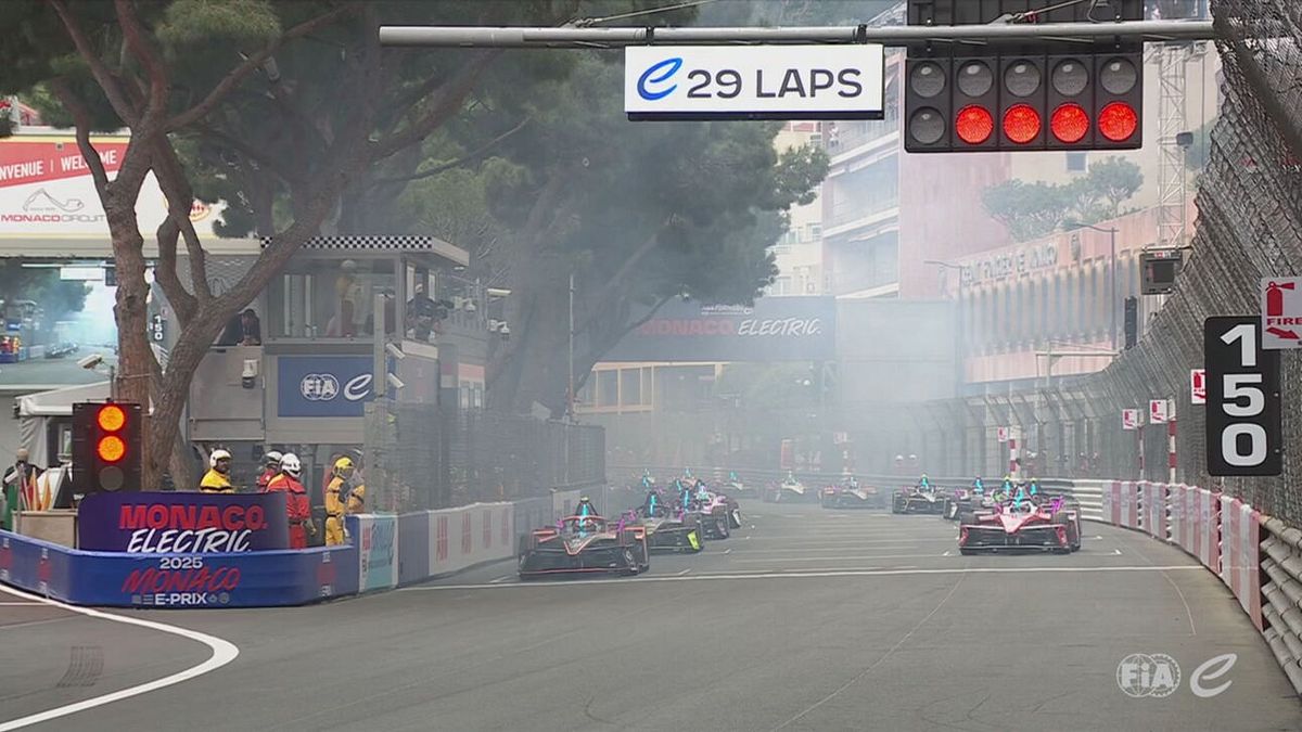 Parte la gara a Montecarlo