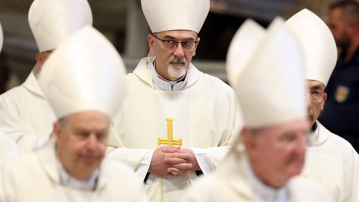 Il Cardinale Pierbattista Pizzaballa durante l’ottava Messa dei Novendiali in suffragio di Papa Francesco nella basilica di San Pietro