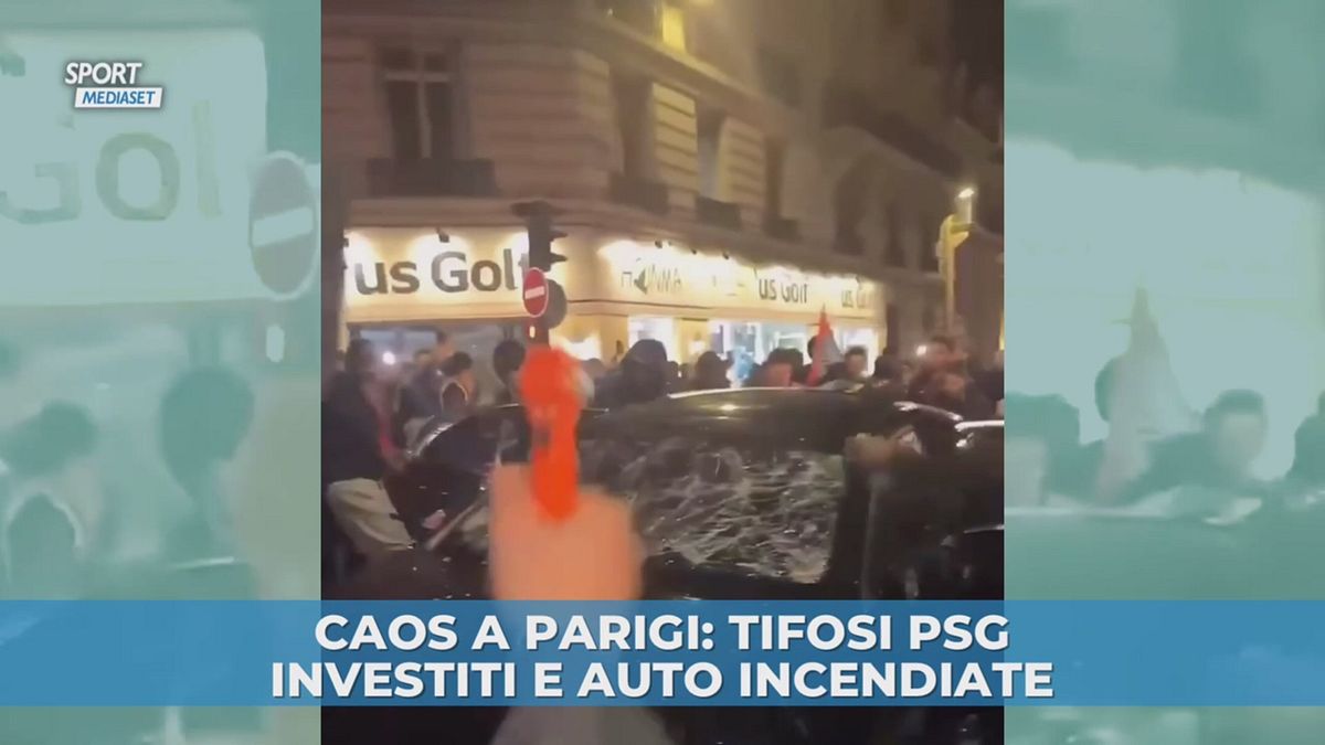 Caos a Parigi: tifosi PSG investiti e auto incendiate