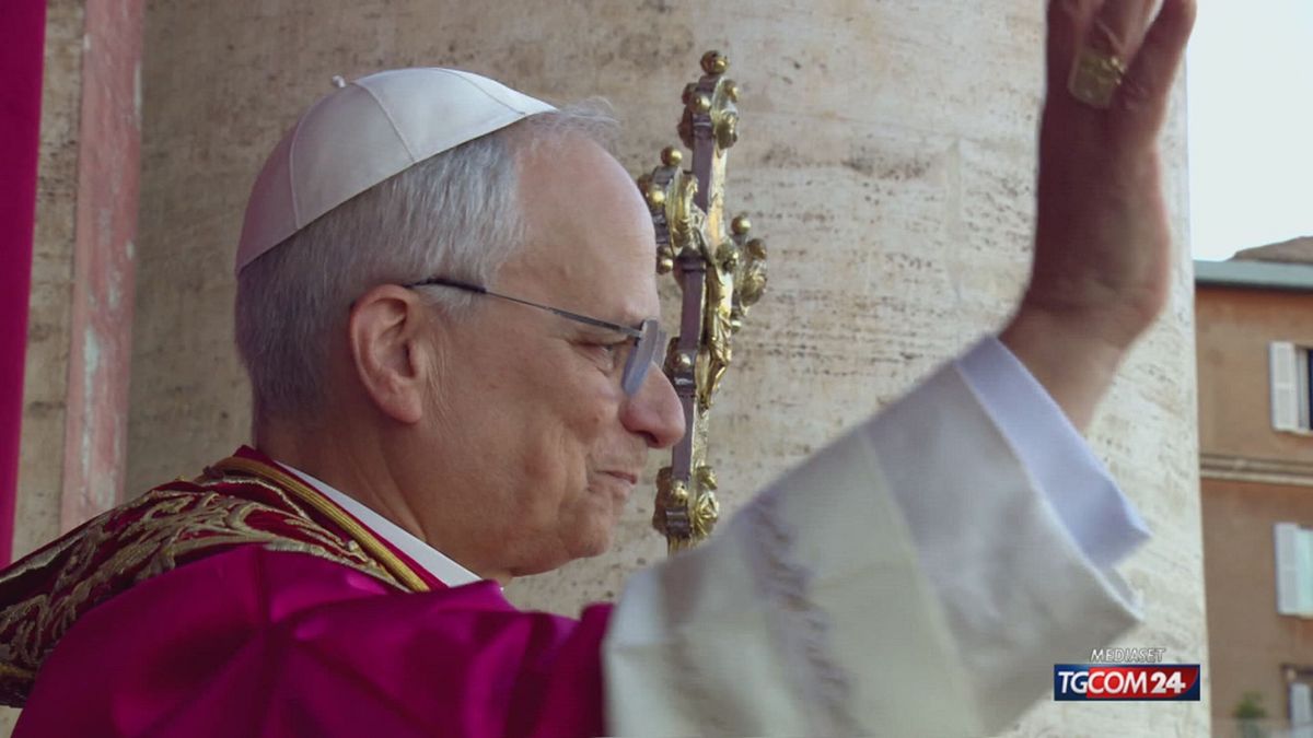 18.00 L'AMICO DEL PAPA SRV